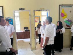 Pjs. Bupati Majene Sidak ke Kantor Kelurahan,  Pastikan Ketentraman dan Ketertiban Pelayanan Publik