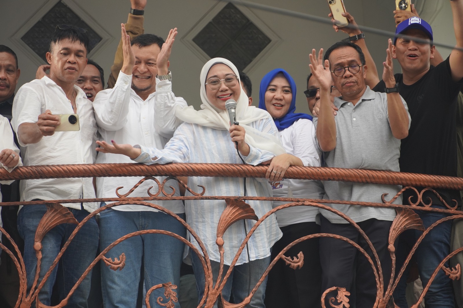 Hitung Cepat Tina-Yuki Diangka 63 Persen, Mamuju Keren Jilid 2 Menuju Kemenangan