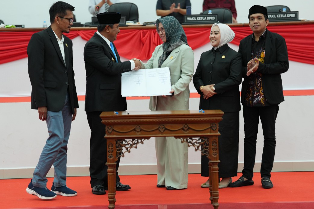 Pemprov dan DPRD Sulbar Setujui Ranperda APBD 2025