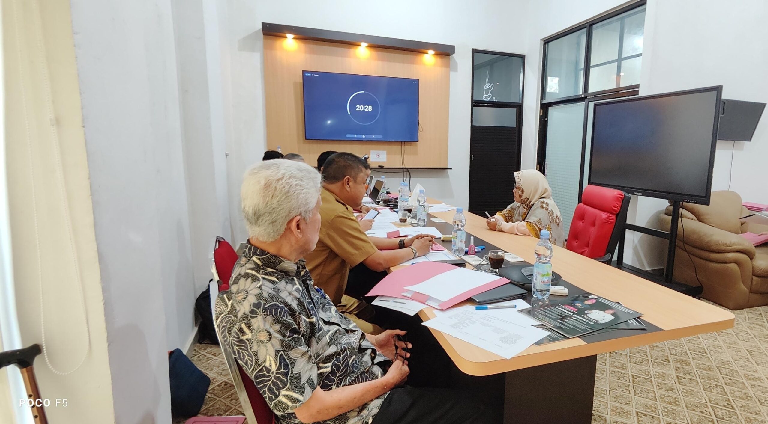 Tahap Wawancara Seleksi KI Sulbar, Timsel dan Pimpinan KI Pusat Perdalam Pemahaman Peserta