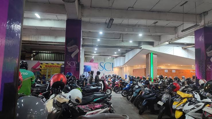 Ilustrasi Parkiran Motor di Samarinda. (Foto : Ist)