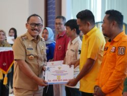 Bantuan Parpol di Sulbar Disalurkan, SDK: Pendidikan Politik Wajib Diperkuat