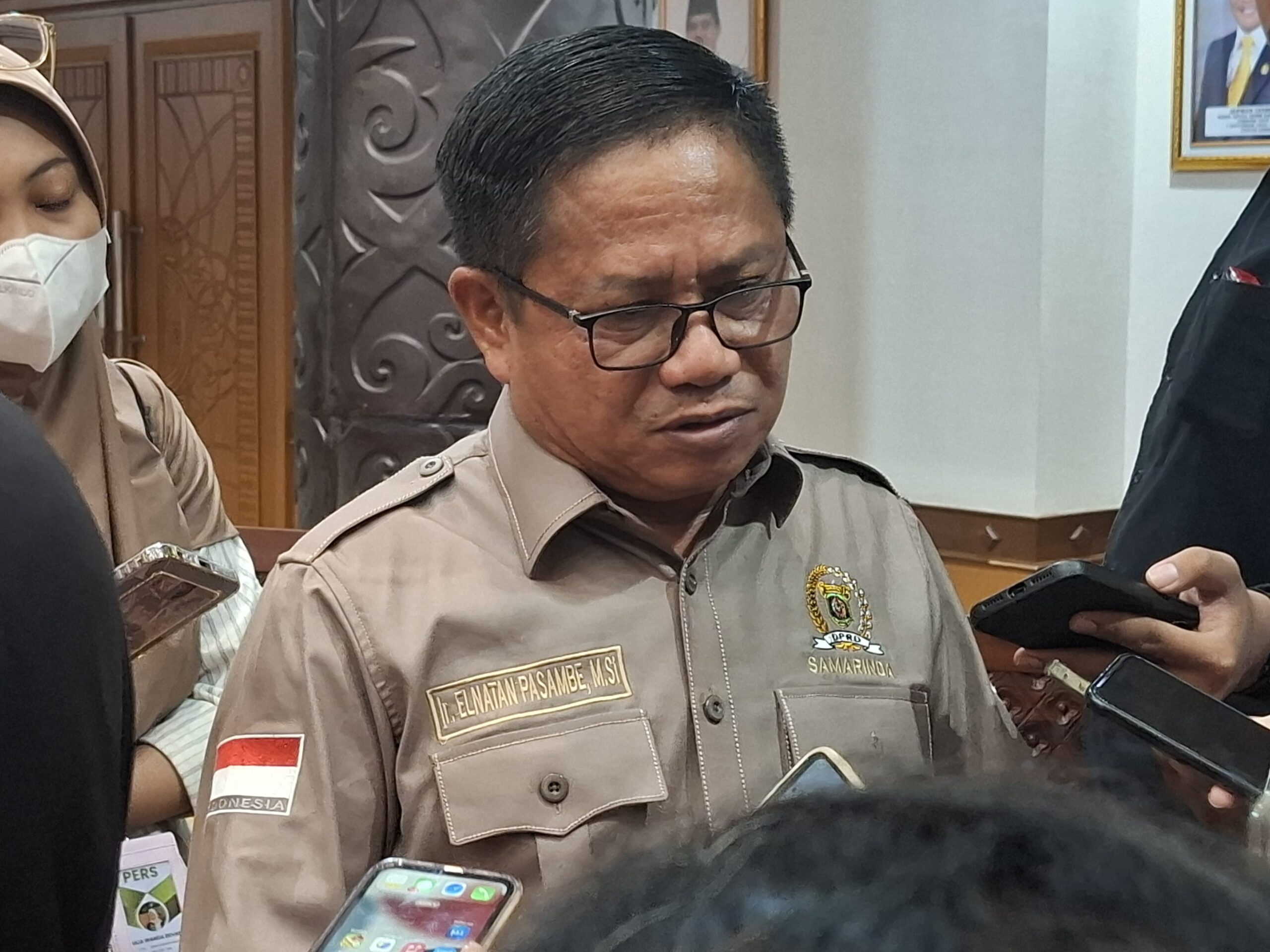 Anggota Komisi III DPRD Kota Samarinda, Elnatan Pasambe. (Foto : Him)