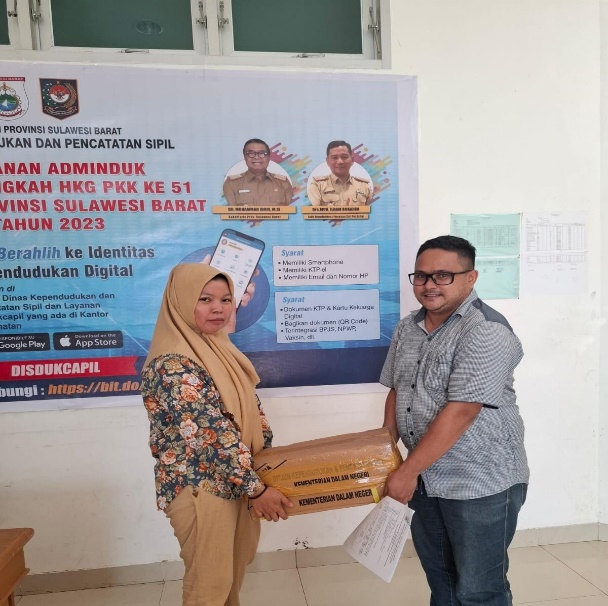 Disdukcapil Sulbar Salurkan 14.000 Blangko KTP-el ke Lima Kabupaten