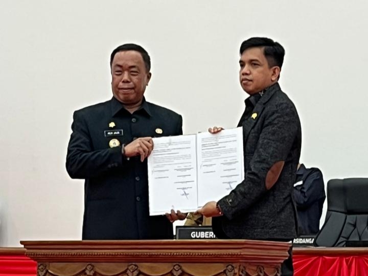 DPRD Sulbar Gelar Paripurna Laporan Akhir Pansus Ranperda Perpustakaan dirangkaikan dengan Tutup dan Buka Masa Persidangan