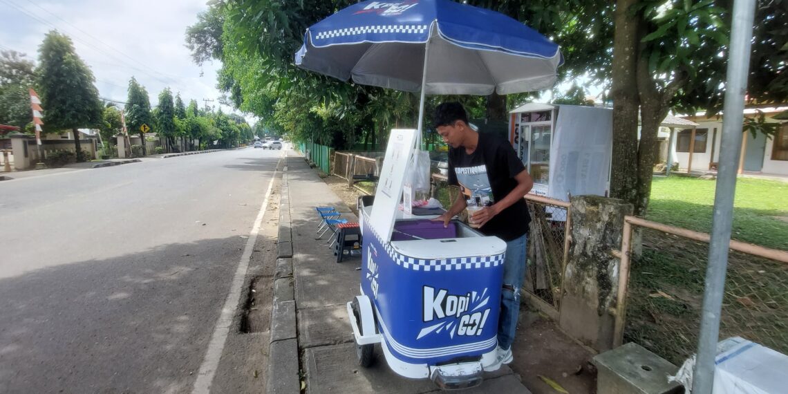 DPM-PTSP Dorong Pelaku Kopi Keliling di Bontang Urus NIB untuk Legalitas Usaha