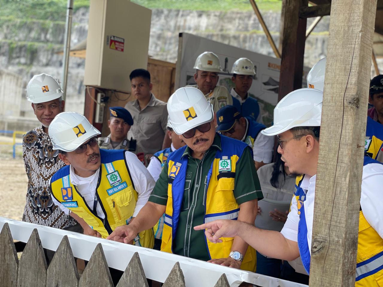 SDK Tekankan Pengawasan dan Pelibatan Pengusaha Lokal dalam Proyek Bendungan Budong-budong