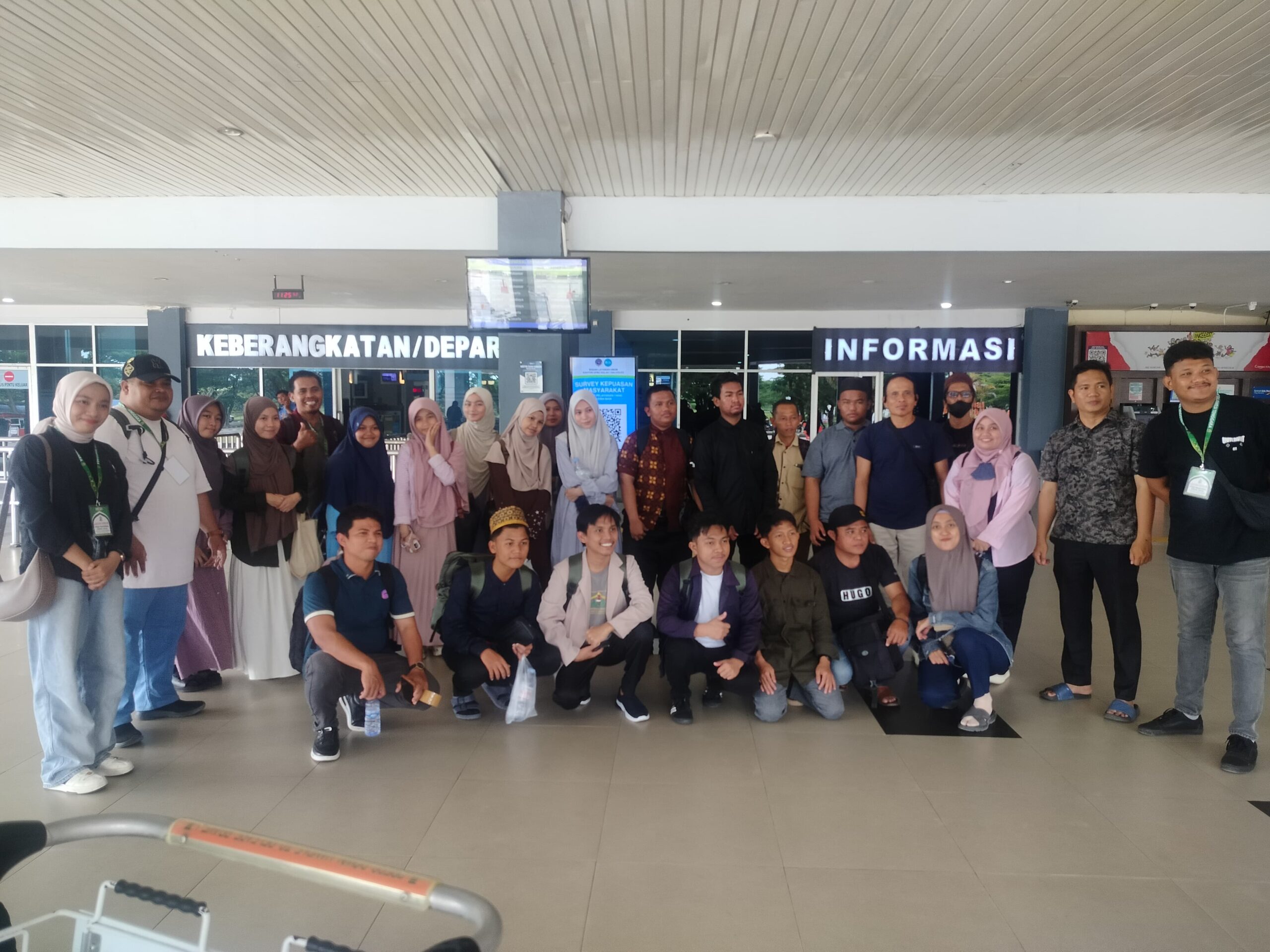 Kafilah Sulbar Kembali ke Daerah Usai Ikuti STQH Nasional 2025 di Kendari