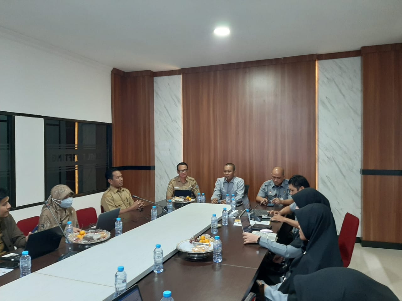 Perkuat Regulasi Program Beasiswa, Pemkesra Sulbar Ikuti Rapat Harmonisasi dengan Kemenkumham