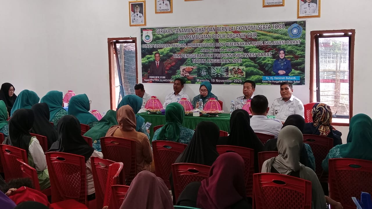 Warga Botteng Utara Dibekali Pelatihan TOGA dan Pupuk Organik, PKK Sulbar Tekankan Pentingnya Keluarga Mandiri dan Sehat