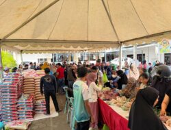 Pasar Murah Pemprov Kembali Digelar di Gereja Paroki Santa Maria, Zulfikar Suhardi Hadir Monitoring
