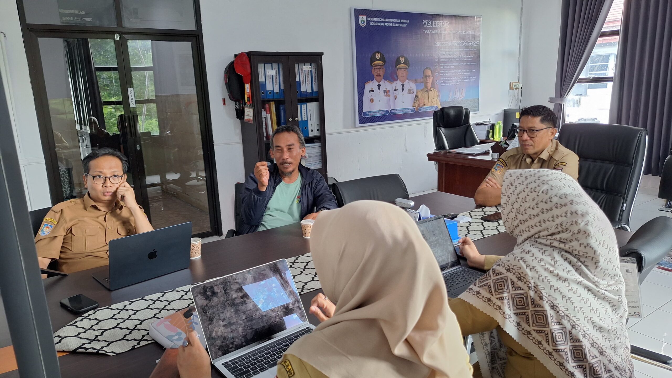 Plt. Kepala Bapperida Tegaskan Komitmen Percepatan Penurunan Kemiskinan dan Stunting