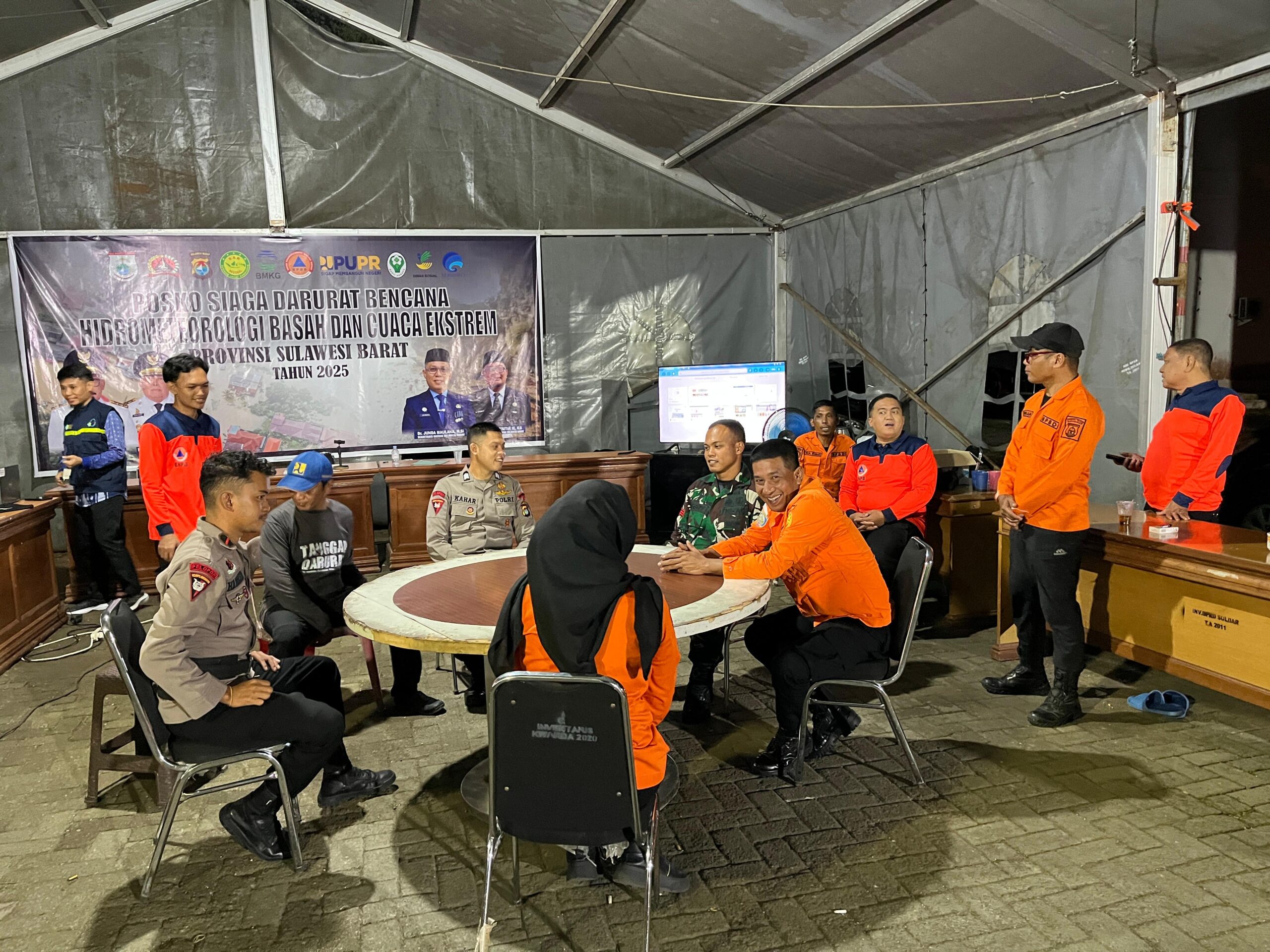 BPBD Sulbar Rapat Internal Pembagian Tugas Jaga