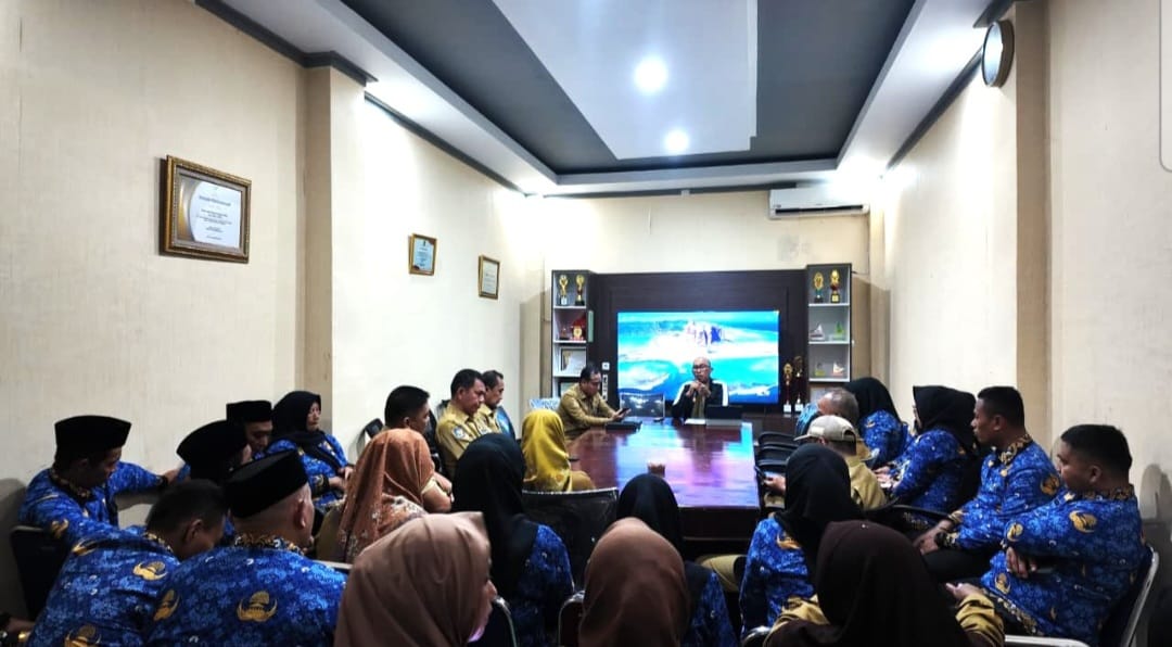 Dinsos Sulbar Gelar Rapat Internal Bahas Realisasi Kegiatan dan Capaian Kinerja