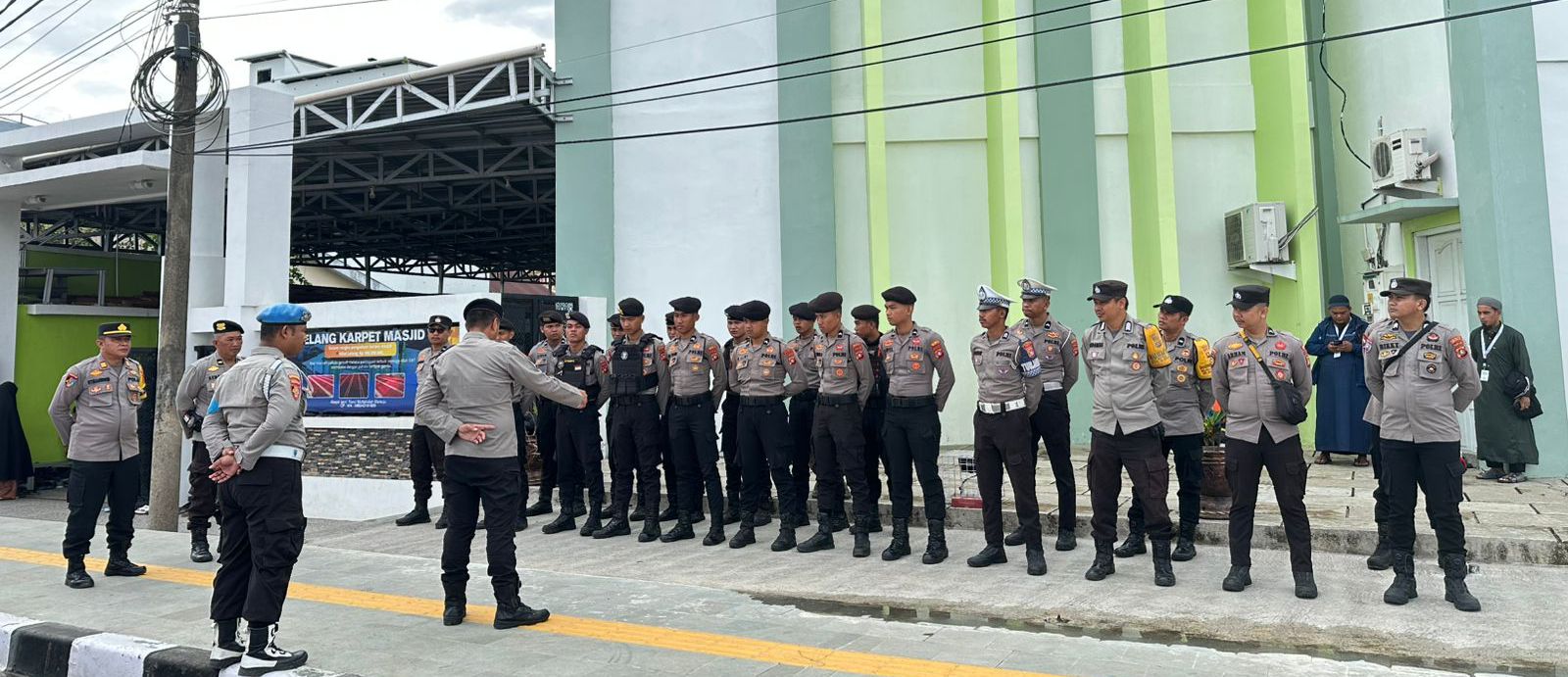 Polresta Mamuju Berikan Jaminan Keamanan Kegiatan Kajian Islam di Masjid Nurul Muttahidah