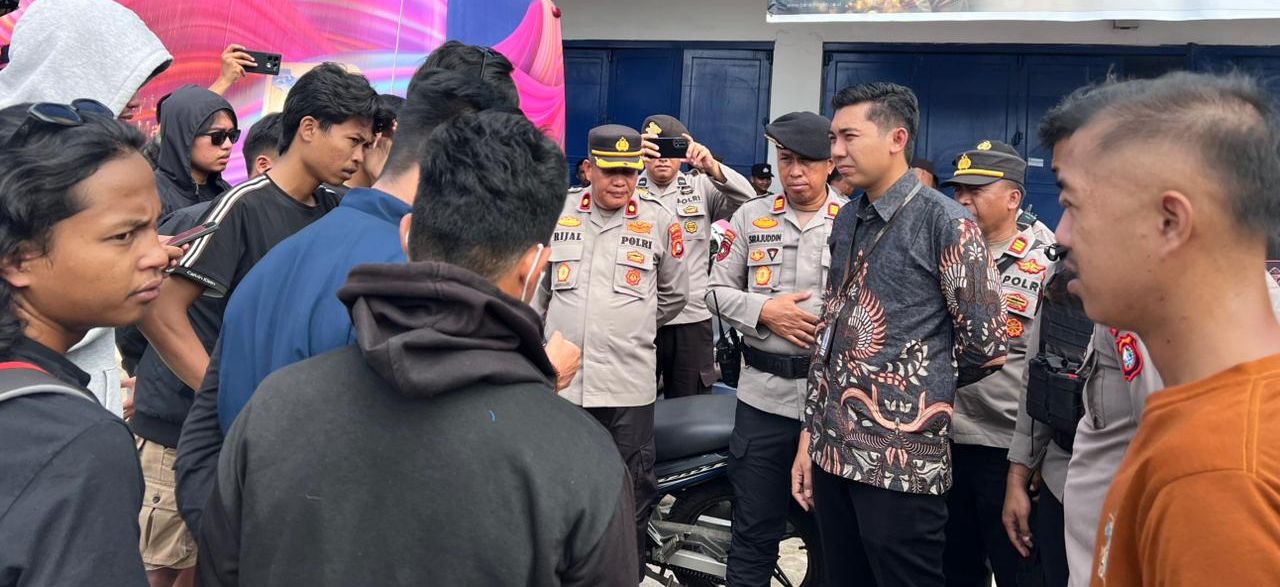 Tidak Bakar Ban dan Tertib, Kabag Ops Polresta Mamuju Apresiasi Peserta Aksi Unras