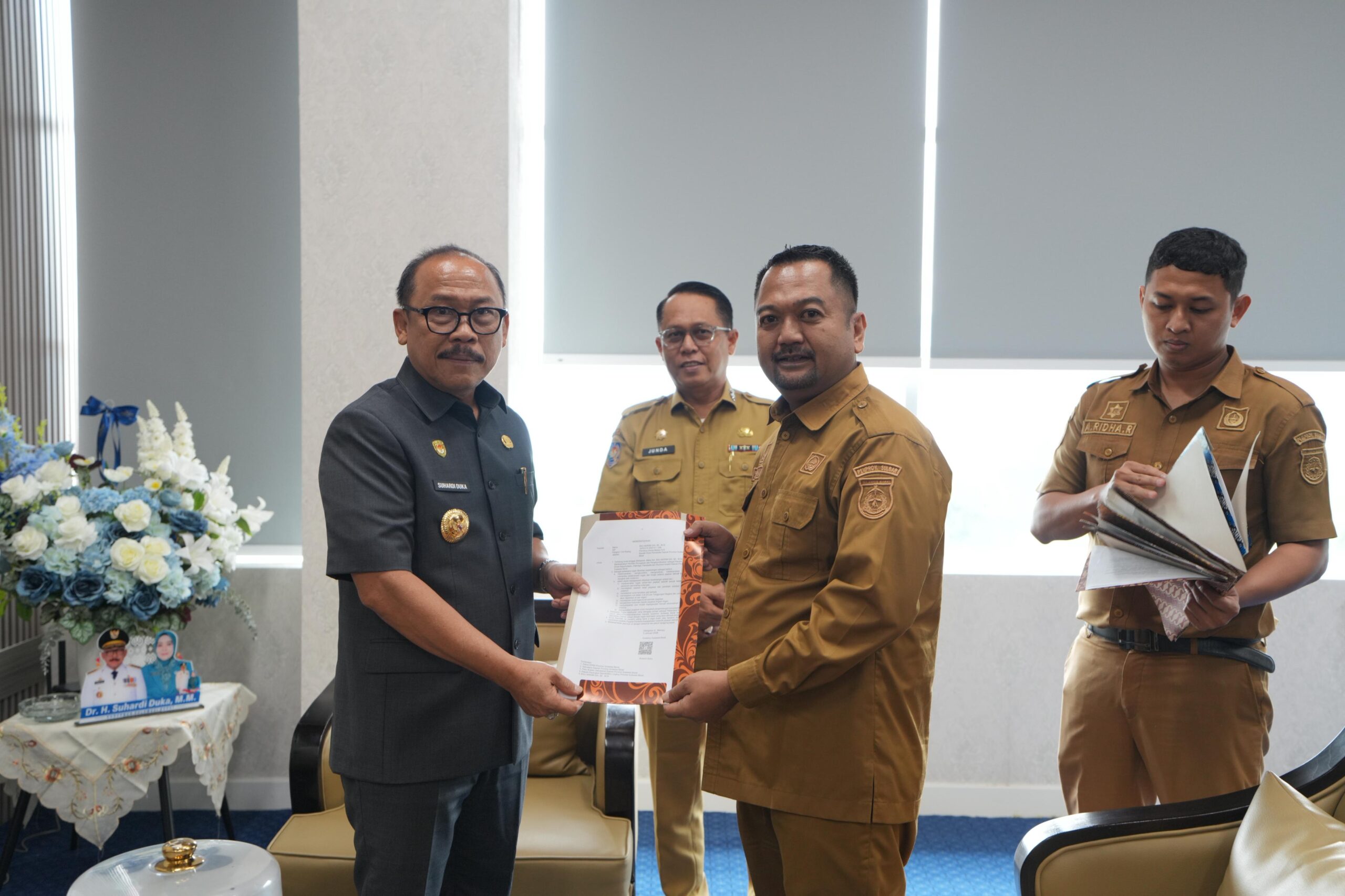 Bau Akram Dai Ditunjuk Sebagai Plh. Kepala Dinas Kepemudaan, Olahraga, Pariwisata dan Ekonomi Kreatif Sulbar