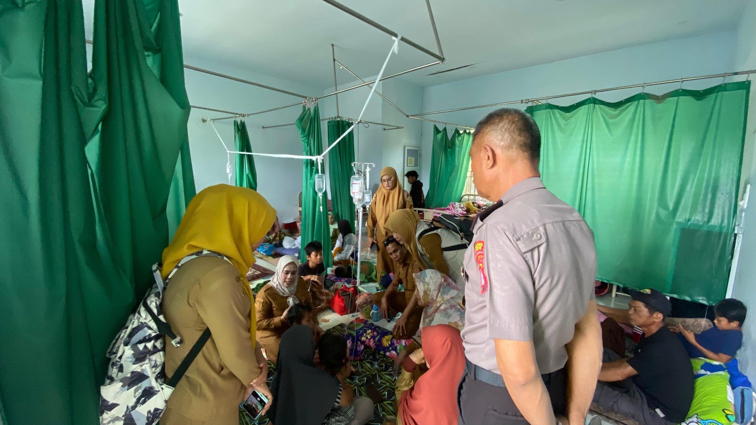 Pemprov Sulbar dan Pemkab Majene Gerak Cepat Tangani KLB Dugaan Keracunan MBG di Majene