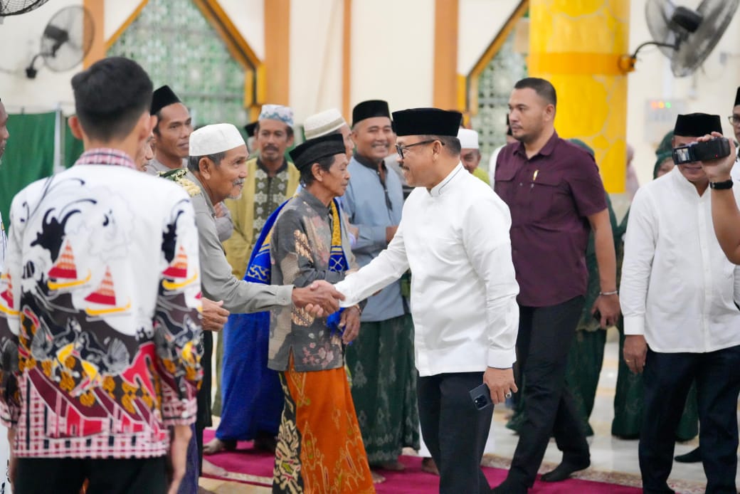 Gubernur Sulbar Hadiri Natal dan Isra Mi’raj, Tekankan Persaudaraan dan Toleransi