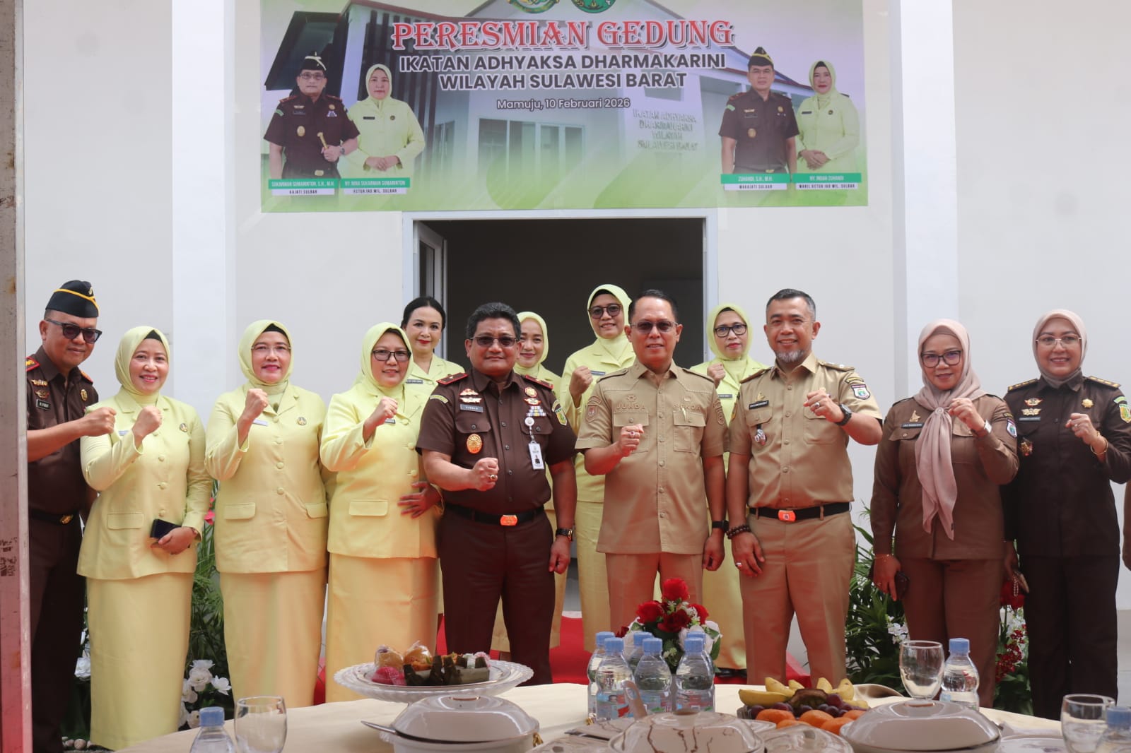 Sekda Sulbar Resmikan Gedung IAD, Ajak Dharmakarini Kolaborasi Tangani Stunting dan Kemiskinan