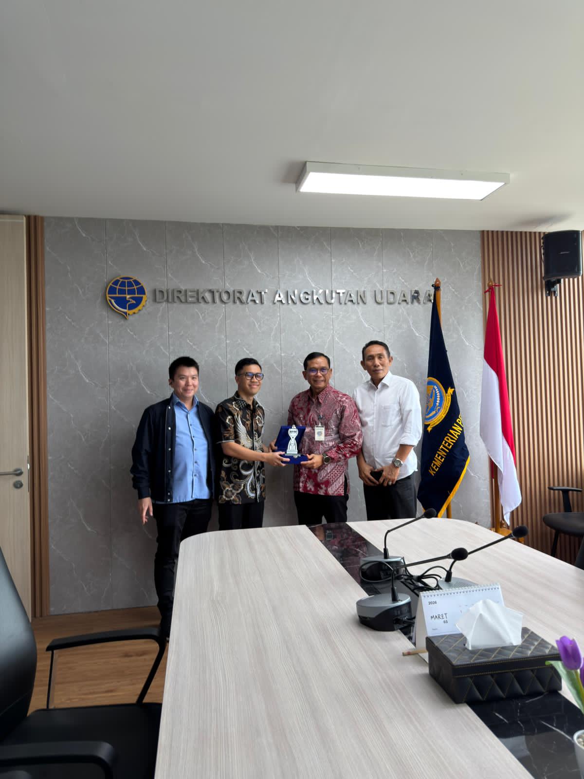 Dorong Percepatan Realisasi Penerbangan Jakarta–Mamuju, Pemprov Sulbar Gandeng HIPMI Audiensi ke Kemenhub RI