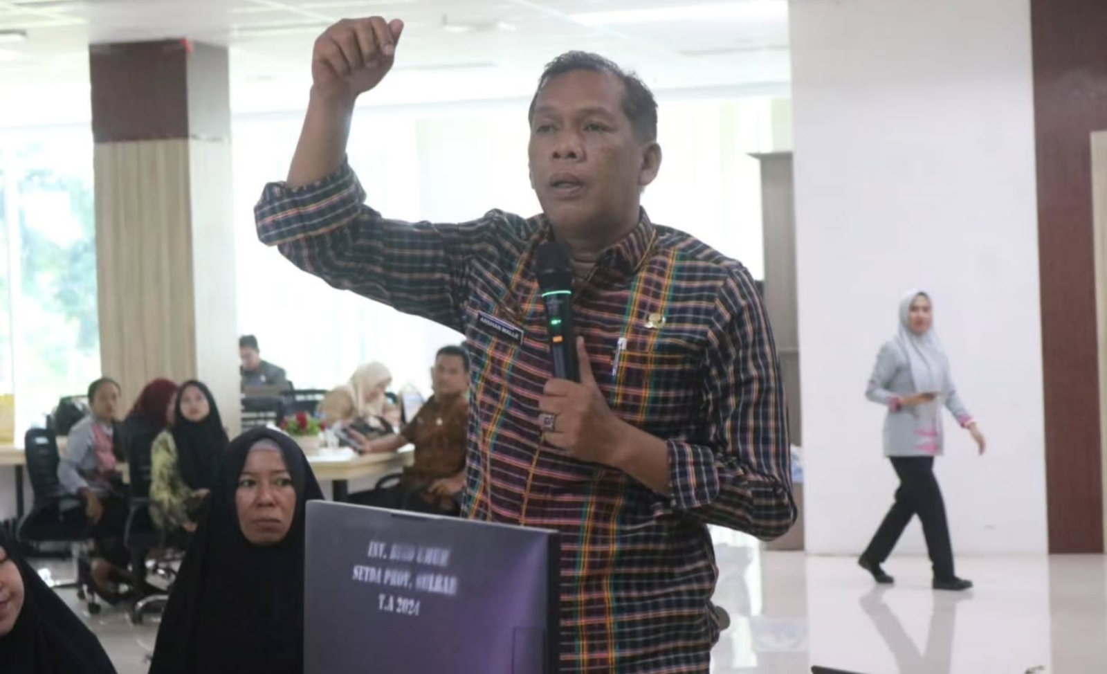 Biro Umum Setda Sulbar Sosialisasikan ID Card Elektronik, Perkuat Disiplin dan Identitas ASN