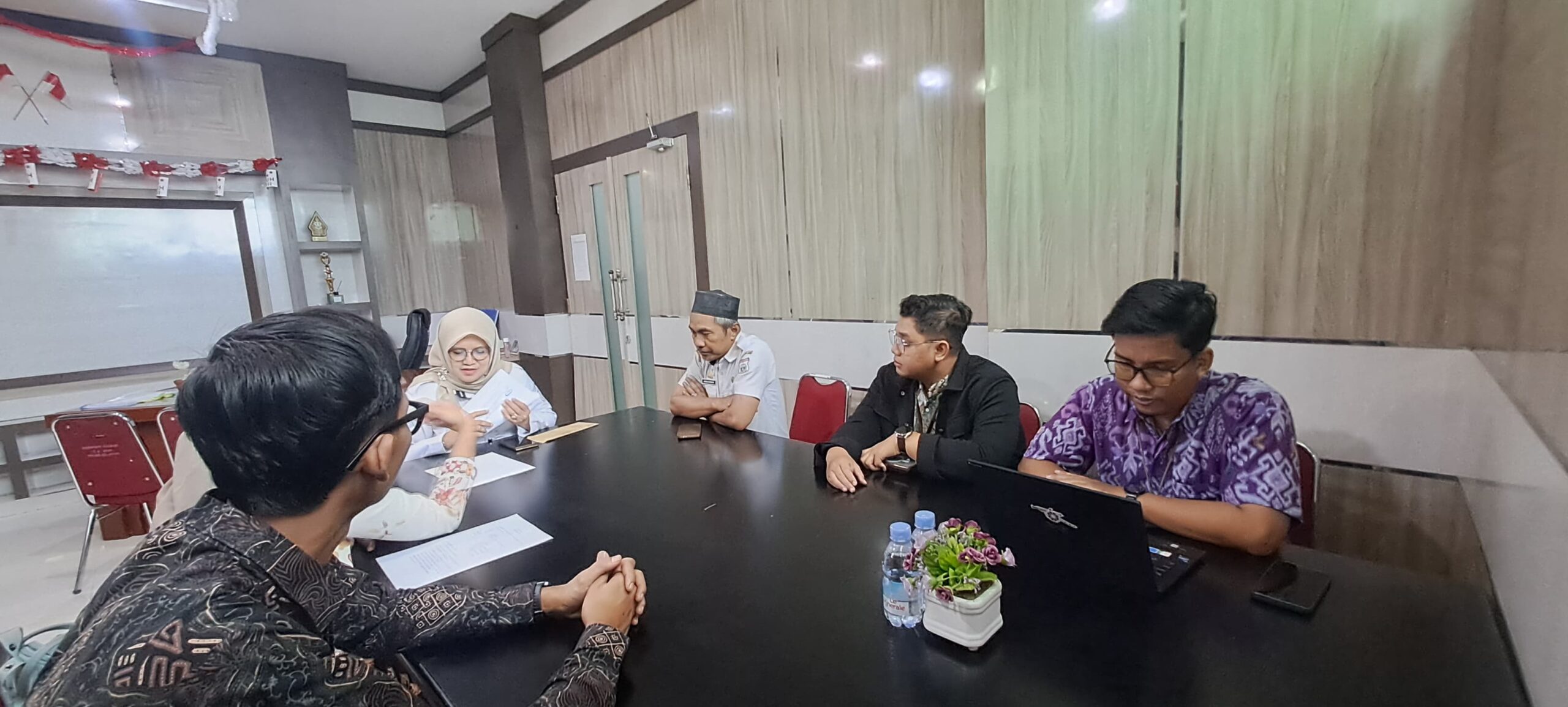 Sinergi Pengawasan dan Perencanaan, BPKAD Sulawesi Barat Sambut Evaluasi Penganggaran 2026 oleh Perwakilan BPKP Sulbar