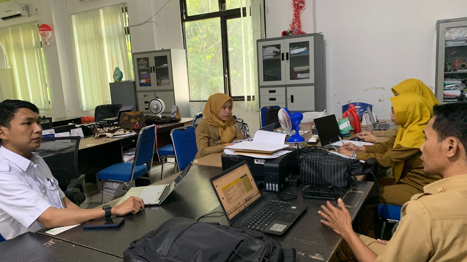 DKPPKB Sulbar Susun Strategi Percepat Penerbitan SLHS untuk Dukung Program MBG