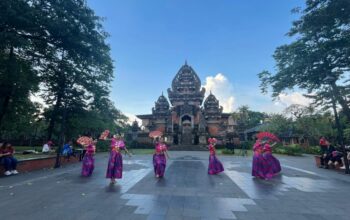Semangat Soul of Youth: Generasi Muda Tampilkan Pesona Tari Sulawesi Barat di TMII