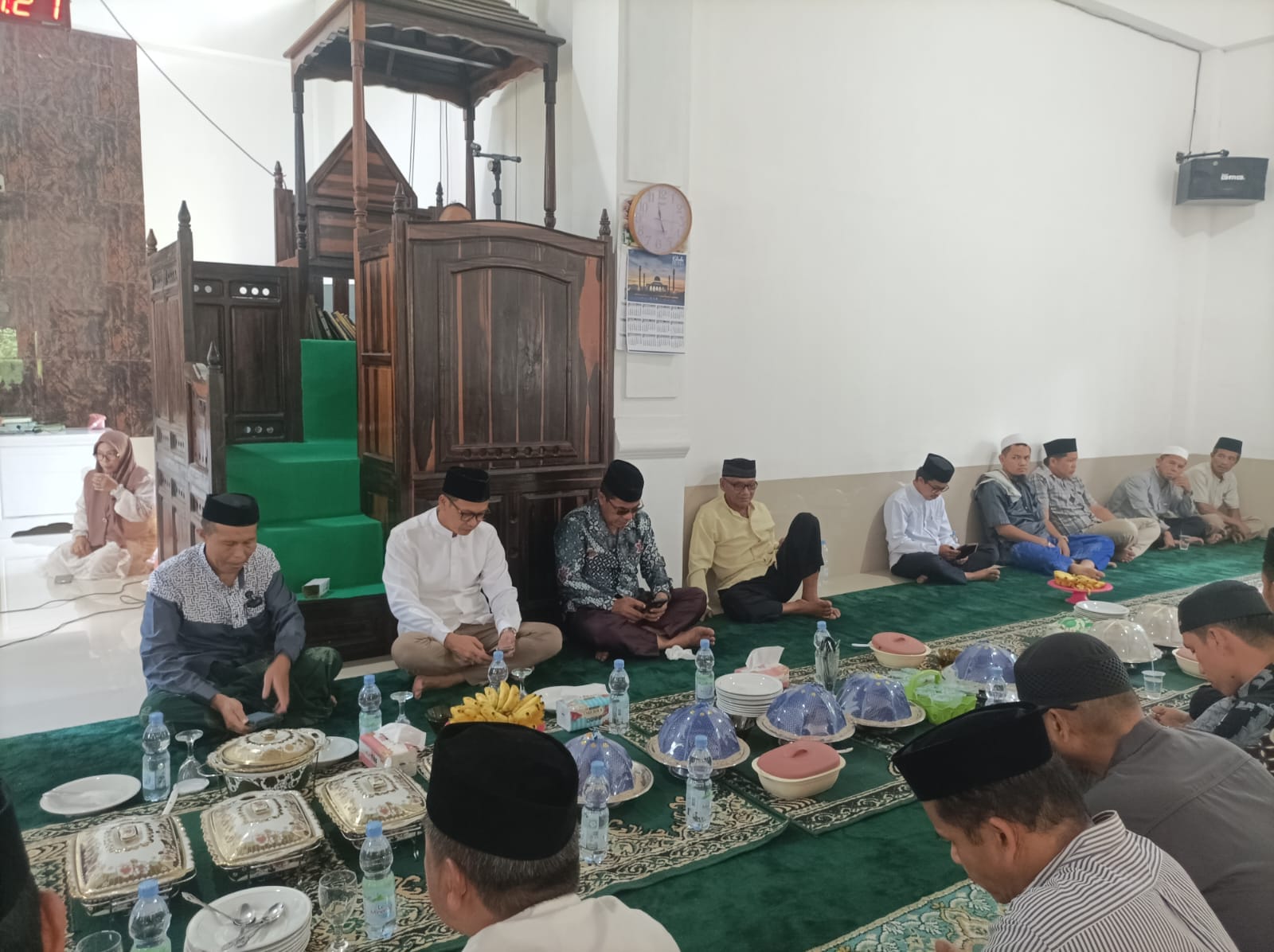 Wakili Gubernur, Kepala Biro Pemkesra Pererat Silaturahmi dalam Halal Bi Halal Masyarakat Parung