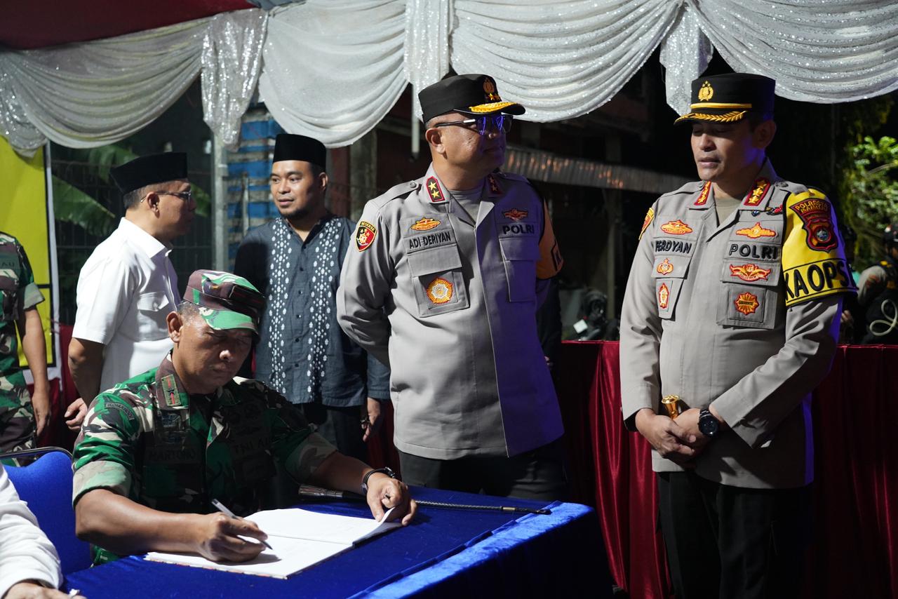 Kapolda Sulbar Bersama Forkopimda Pantau Arus Mudik dan Pos Pengamanan Idul Fitri 1447 H, Pastikan Pelayanan Maksimal