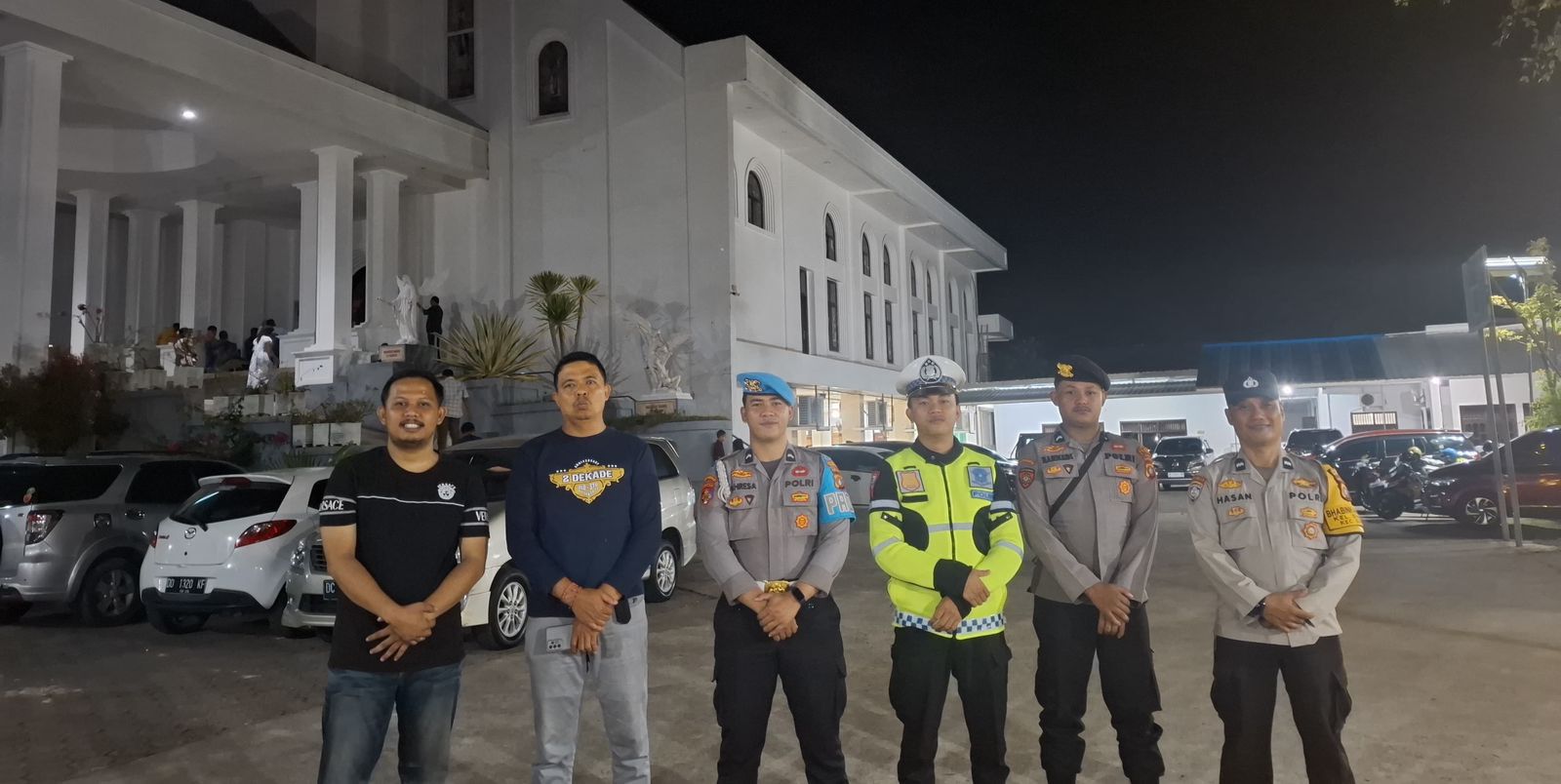Polresta Mamuju Kembali Gelar Pengamanan Ibadah Sabtu Sunyi dalam Rangkaian Perayaan Hari Paskah