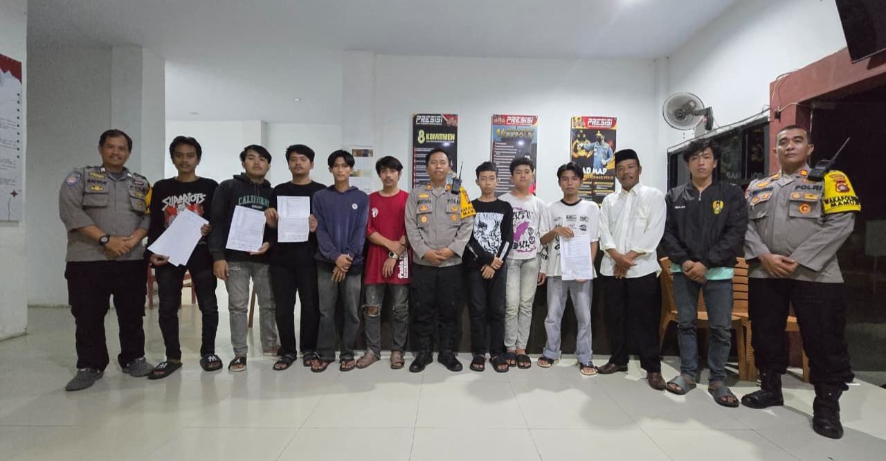 Polsek Mamuju Berhasil Damaikan Kasus Pengeroyokan dan Pengrusakan Rumah Melalui Musyawarah