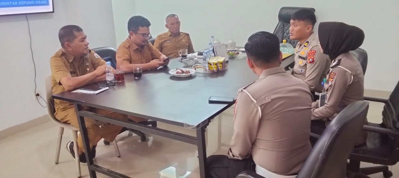 Gebrakan Pelayanan, Bapenda Sulbar Terima Ditlantas Polda Sulbar, Layanan Samsat Hari Sabtu Segera Dimatangkan