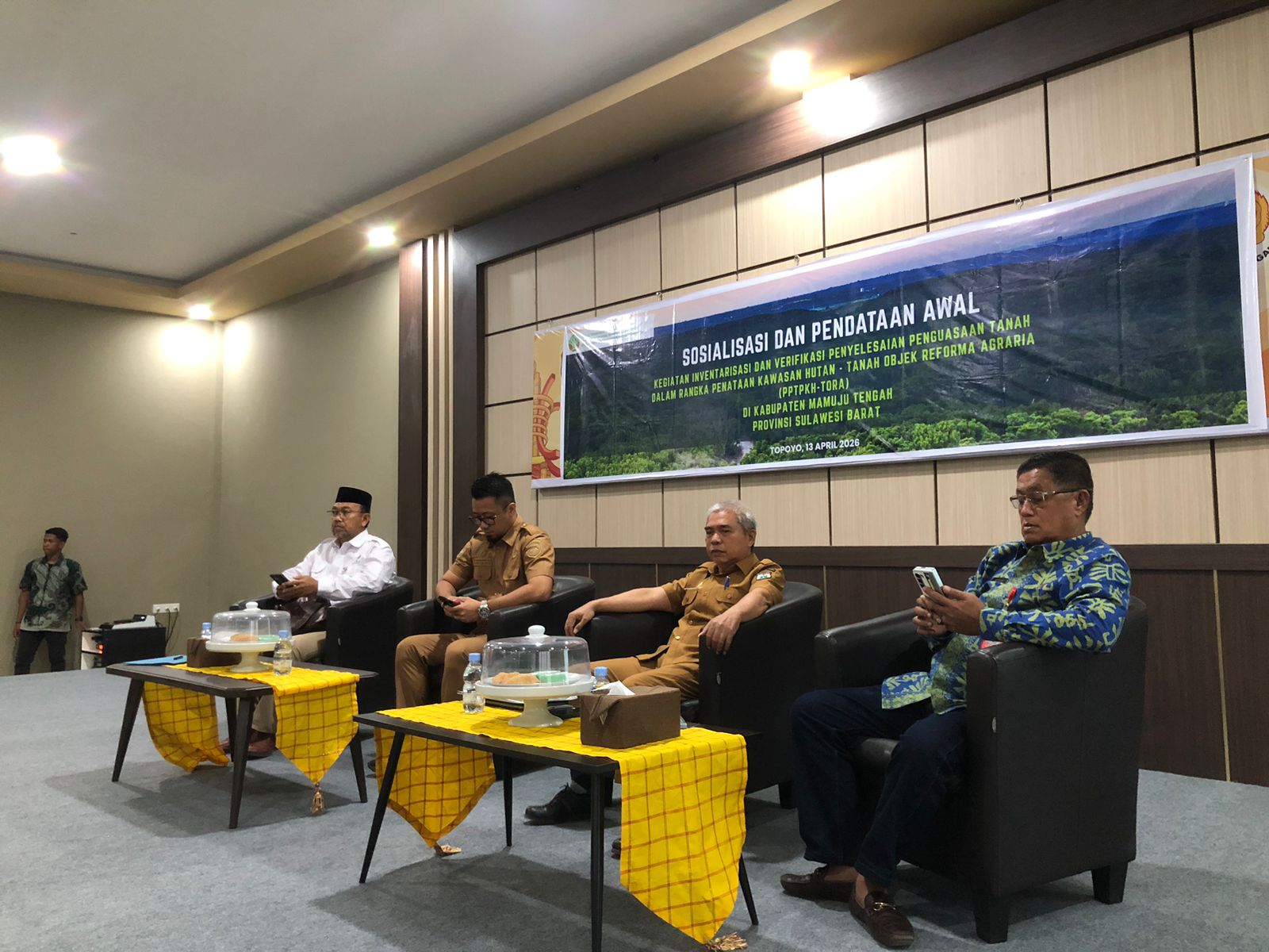 DLHK Sulbar Laksanakan Sosialisasi dan Pendataan Awal PPTPKH-TORA di Mateng