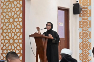 Wali Kota Bontang Ajak Perkuat Nilai Religius Lewat Subuh Berjamaah dan Bersih-Bersih Masjid