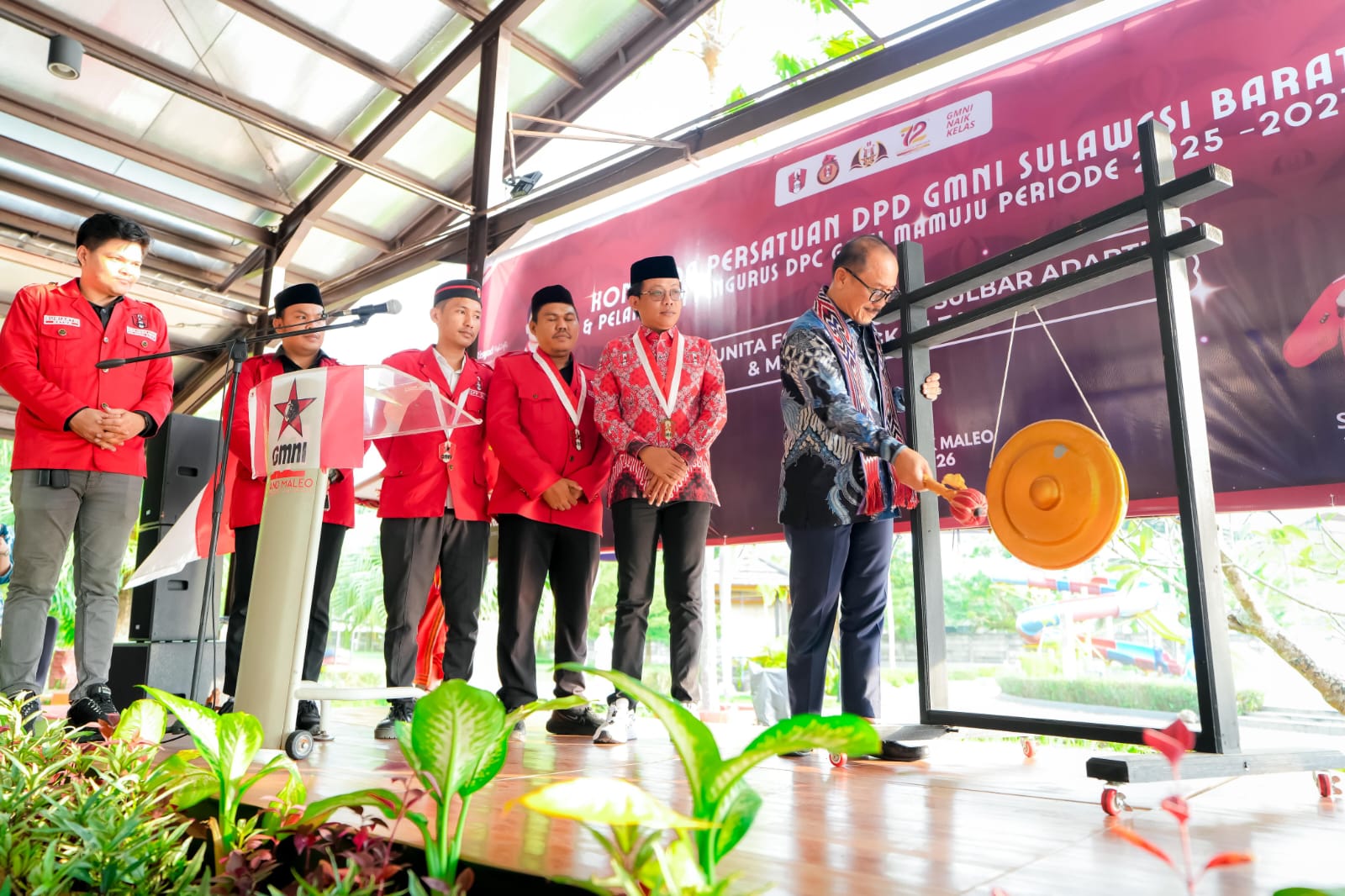 Gubernur Sulbar Buka Konferda GMNI, Tekankan Nasionalisme dan Kemandirian Kader