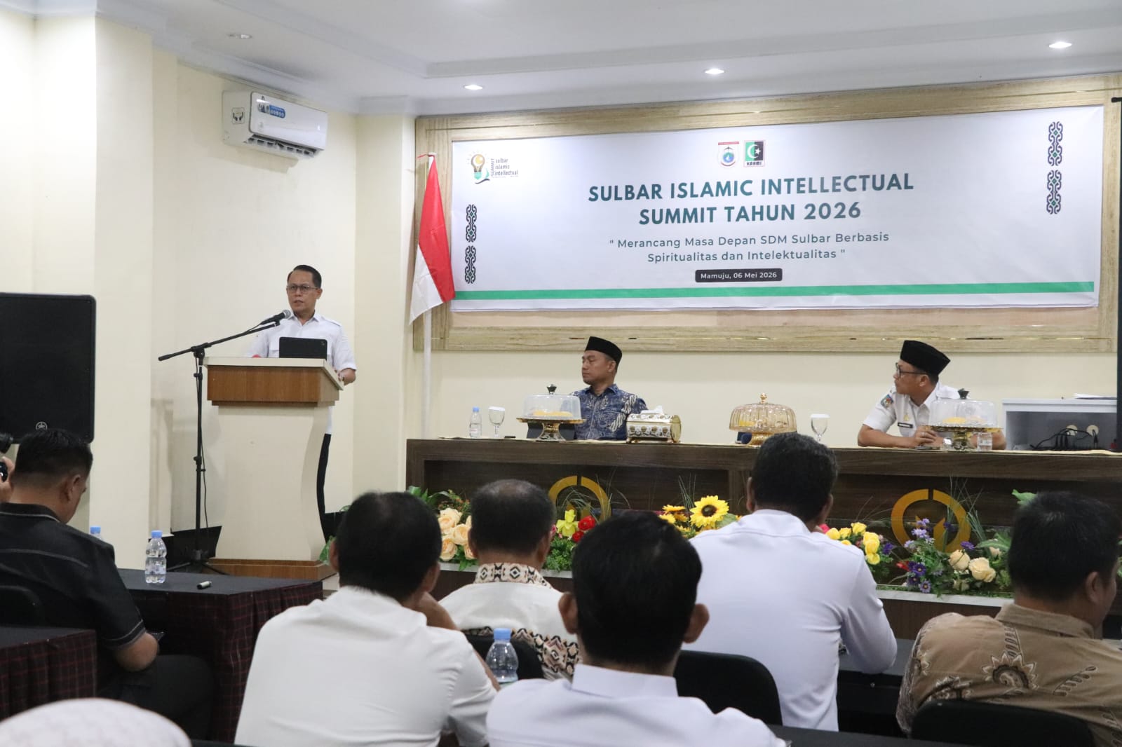Sekprov Sulbar Buka Islamic Intellectual Summit 2026, Tekankan Keseimbangan Ilmu dan Akhlak
