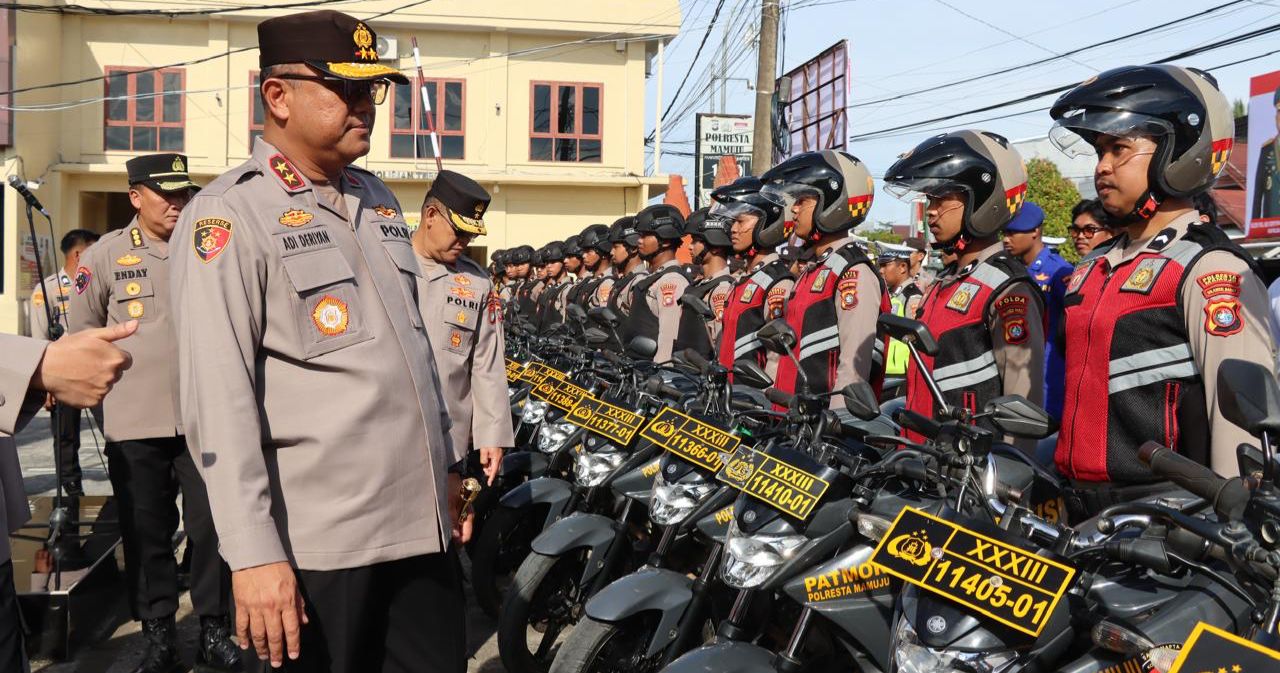 Kapolda Sulbar Kunjungan Kerja di Polresta Mamuju, Pastikan Kesiapan Personel dan Randis Dukung Tugas Operasional