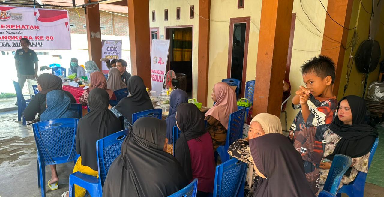 Hari Bhayangkara ke 80, Polresta Mamuju Gelar Bakti Kesehatan dan Pengobatan Gratis di Kalukku
