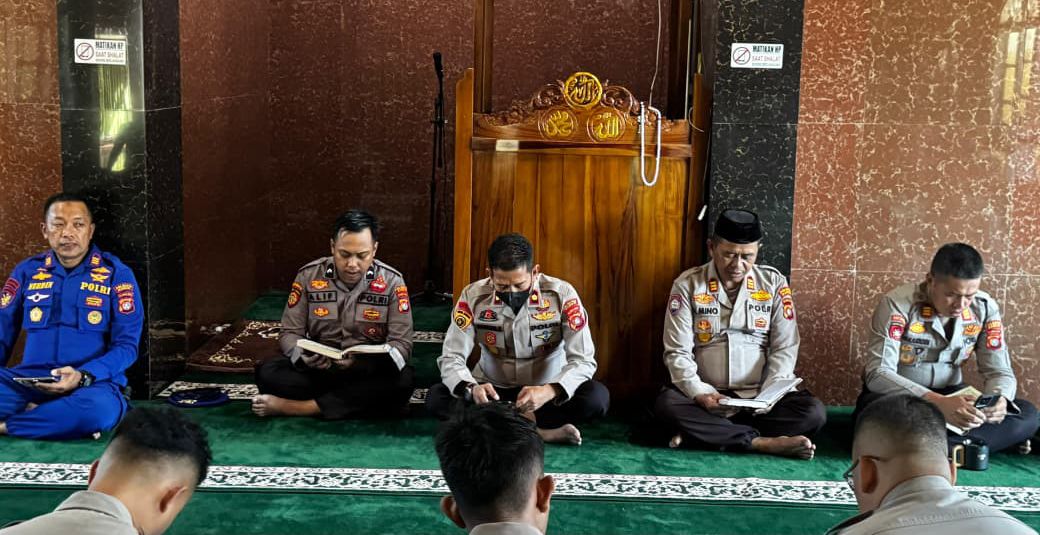 Tingkatkan Iman dan Takwa, Personil Polresta Mamuju Kembali Gelar Program Rutin Binrohtal