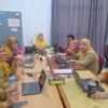 Pakai Botol Plastik di Rapat? Pegawai Bapperida Sulbar Kena Denda Rp500 Ribu