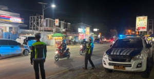 Terbukti Efektif! Pos Pantau Polresta Mamuju Urai Kemacetan di Simpang SPBU Kalimamuju