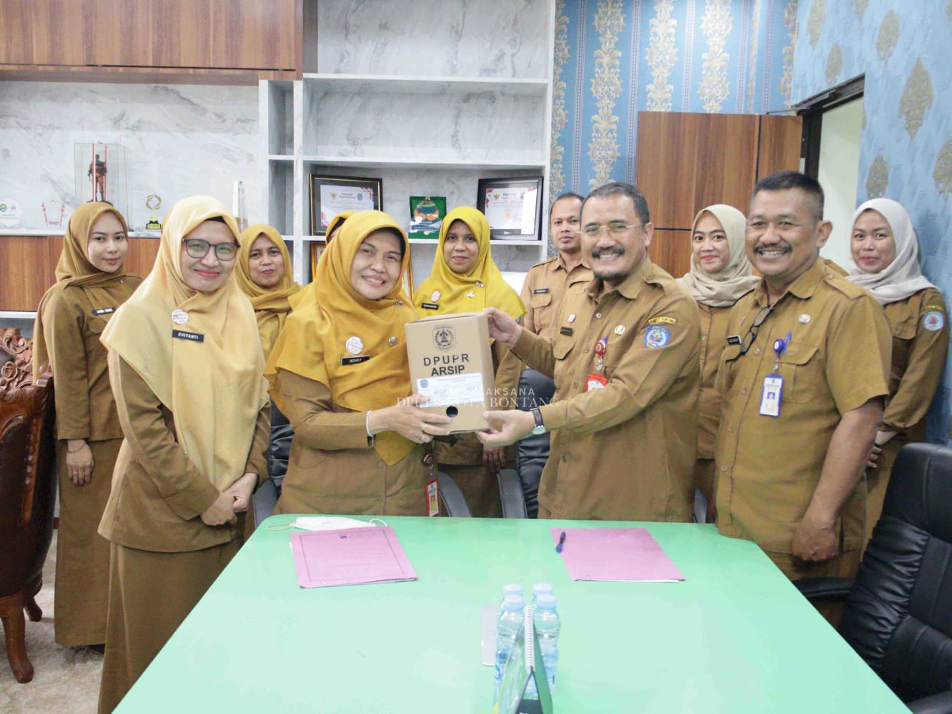 PUPR Bontang Serahkan 41 Dokumen Lama, Jadi Rekam Jejak Pembangunan Kota