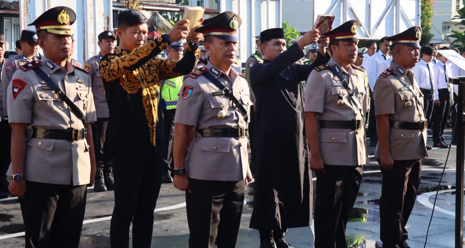 Kapolresta Mamuju Pimpin Sertijab Kabag SDM, Kasat Intelkam dan Pelantikan Kasat Lantas