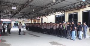 Kapolresta Mamuju Pimpin Apel Pengamanan Demo Tolak Logam Tanah Jarang, Kerahkan 200 Personil Pengamanan di Botteng