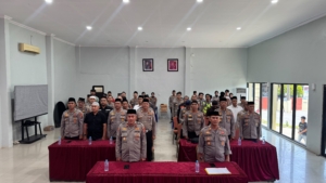 Bangun Polri yang Religius dan Berjiwa Kebangsaan, Polresta Mamuju Ikuti Ngaji Bersama Gus Baha