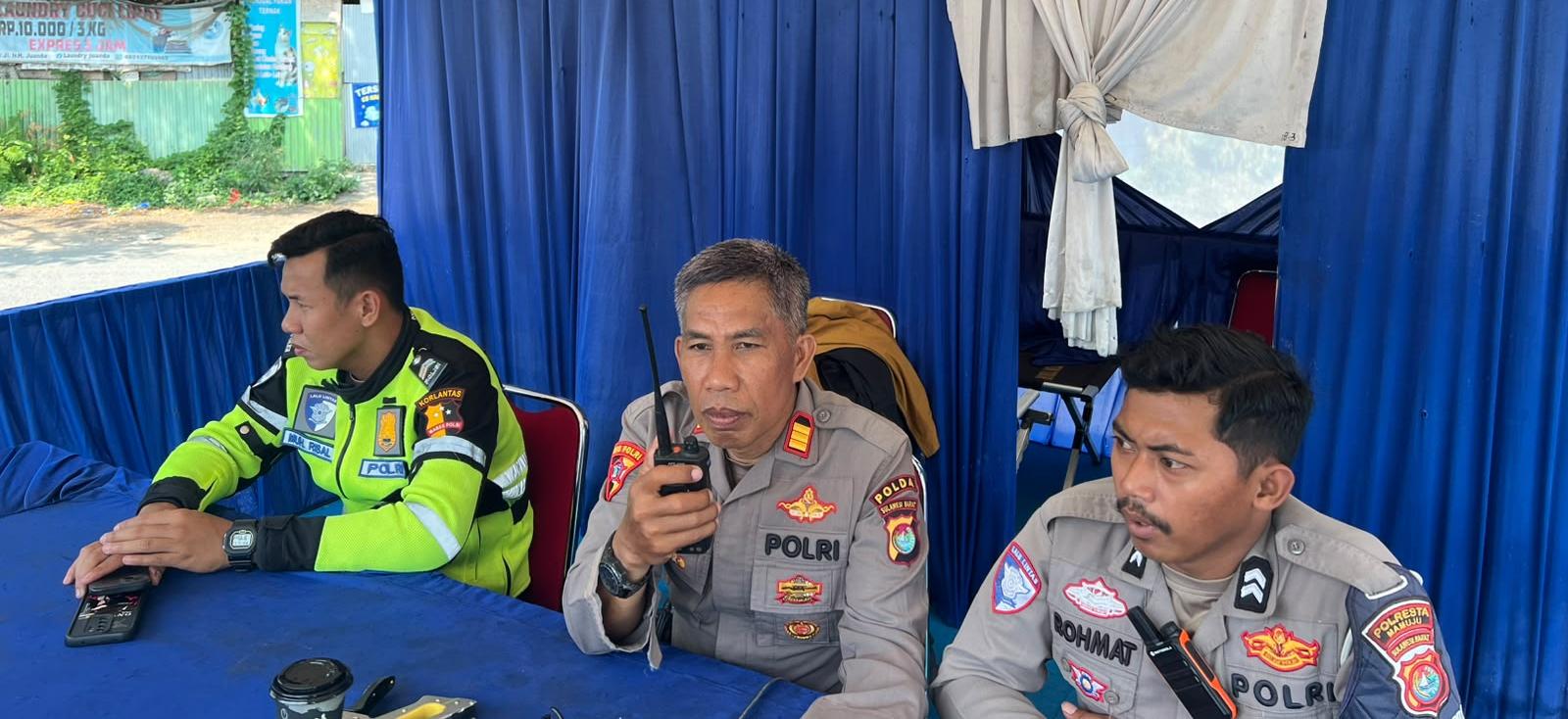 Polresta Mamuju Hadir di Jalan, Urai Kemacetan dan Tertibkan Pelanggaran Lalu Lintas