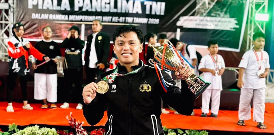 Harumkan Nama Polresta Mamuju, Bripda Andi Sultan Sabet Juara I Kelas Kata Perorangan Putra