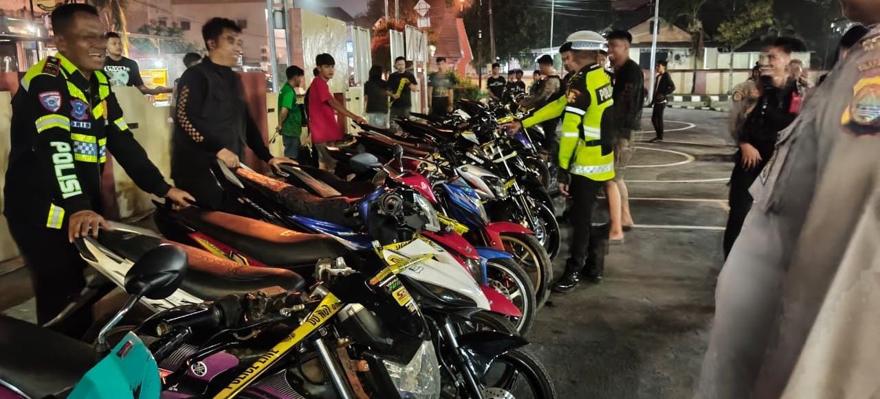 Suara Bising Ganggu Ibadah, Polresta Mamuju Tindak Tegas Pengguna Knalpot Brong